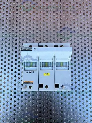 USED LOT OF 3 - BUSSMANN CH60J3 FUSE HOLDER 3 POLE 60 AMP 600 V