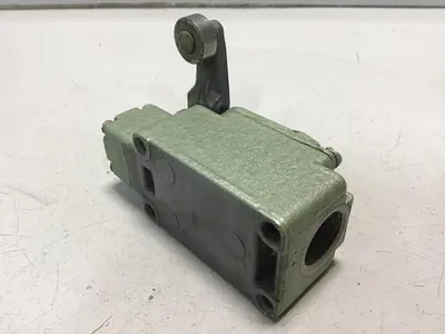 USED OMRON WLCA2-2