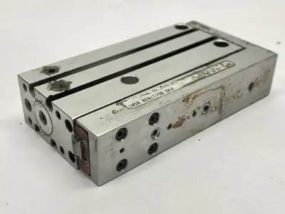 SHP1 12 X 40-M | PHD  Pneumatic Slide Table 12mm Bore 40mm Stroke 05117030 0501 - Used