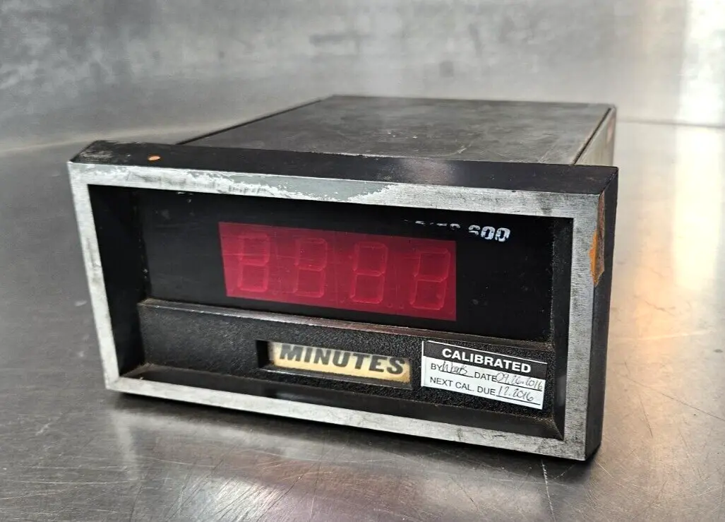 RED LION 5163040 COUNTER with LED Display (BIN531)