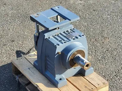 USED SEW-EURODRIVE R87 AD3/P