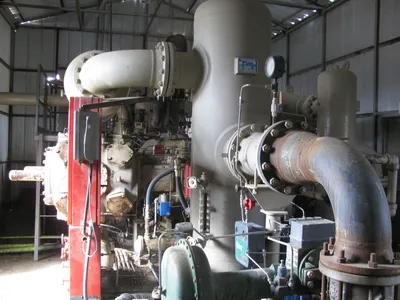 Used White Superior w WS 6G825 MW64 3 Stage Qty 2 Compressor Packages Oklahoma US | Borderless Services #1378268