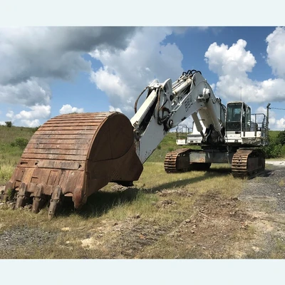 USED 2005 LIEBHERR R984C LITRONIC