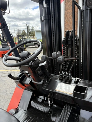 USED 2011 TOYOTA 7FGCU70