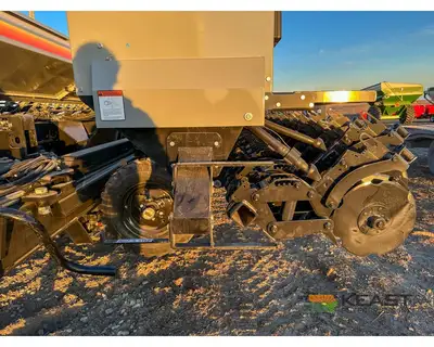 Used CRUSTBUSTER _UNKNOWN_ No-Till Drills Iowa US | Keast Enterprises #1360181