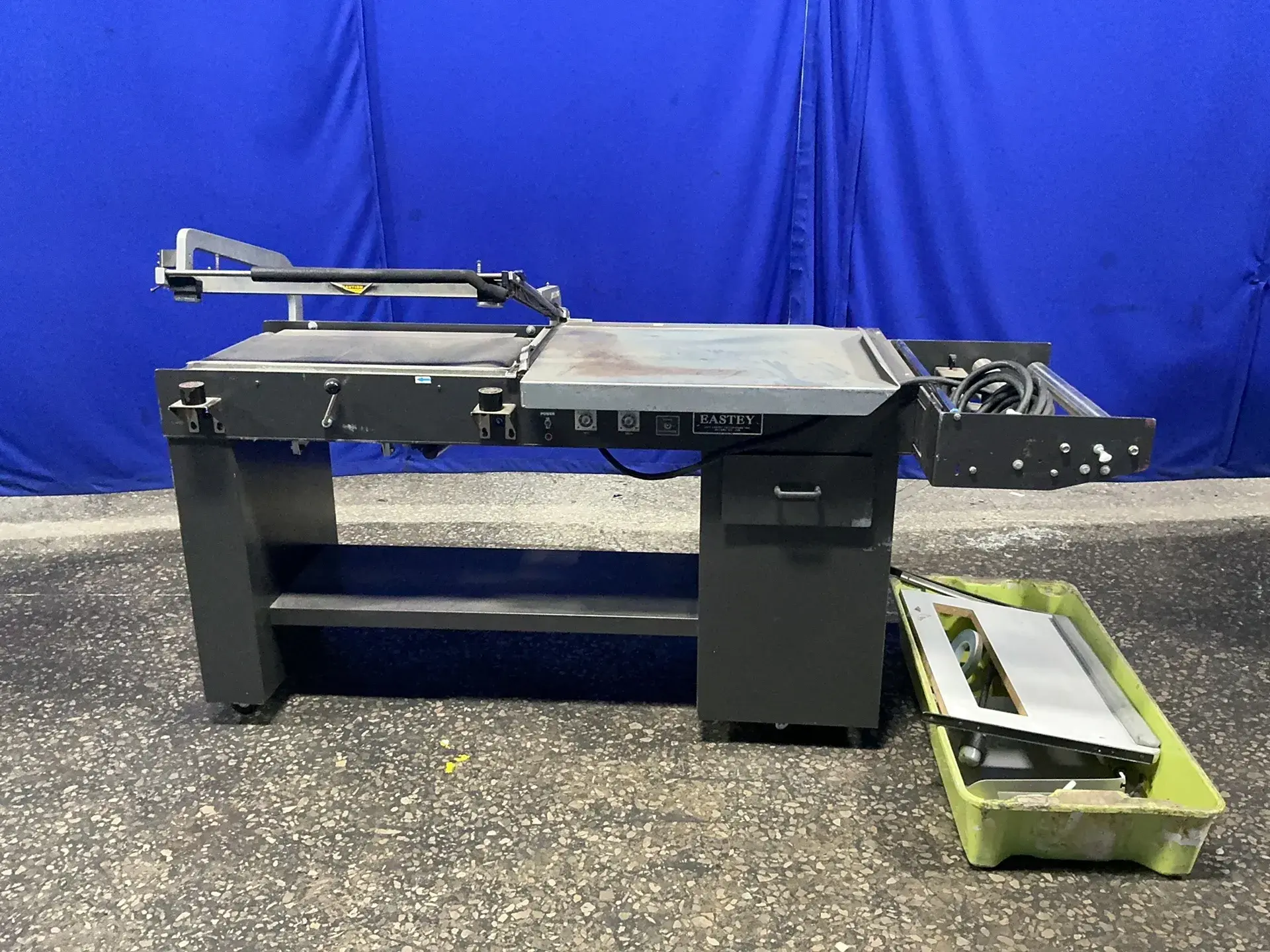 Used 2002 EASTEY EM28T Sealers Ohio US | HGR 24 #1289754