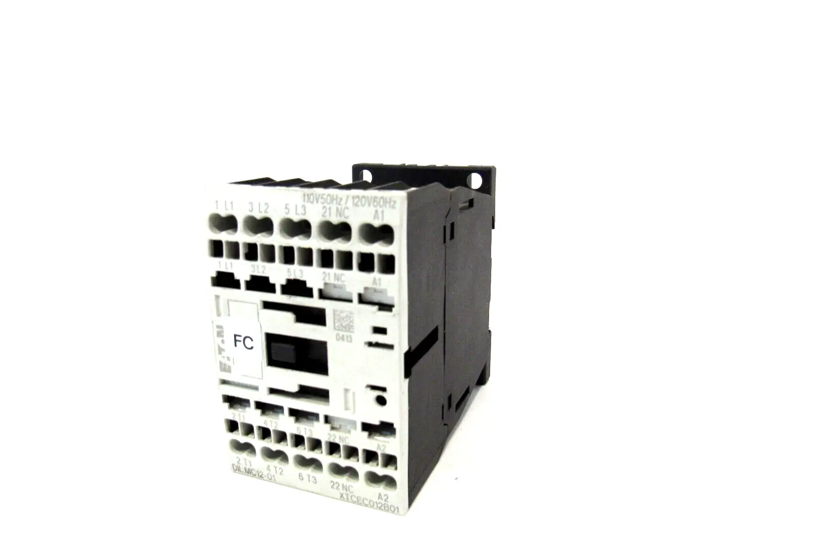 USED EATON DILMC12-01 CONTACTOR XTCEC012B01 110/120V 50/60H DILMC1201