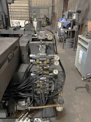 USED 2007 HEM SAW V100HLM-3 SEMI-AUTOMATIC VERTICAL BANDSAW