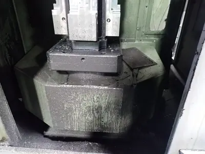USED 2004 HAAS EC300