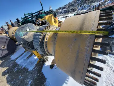 USED 2023 KOMATSU R427-22-24000