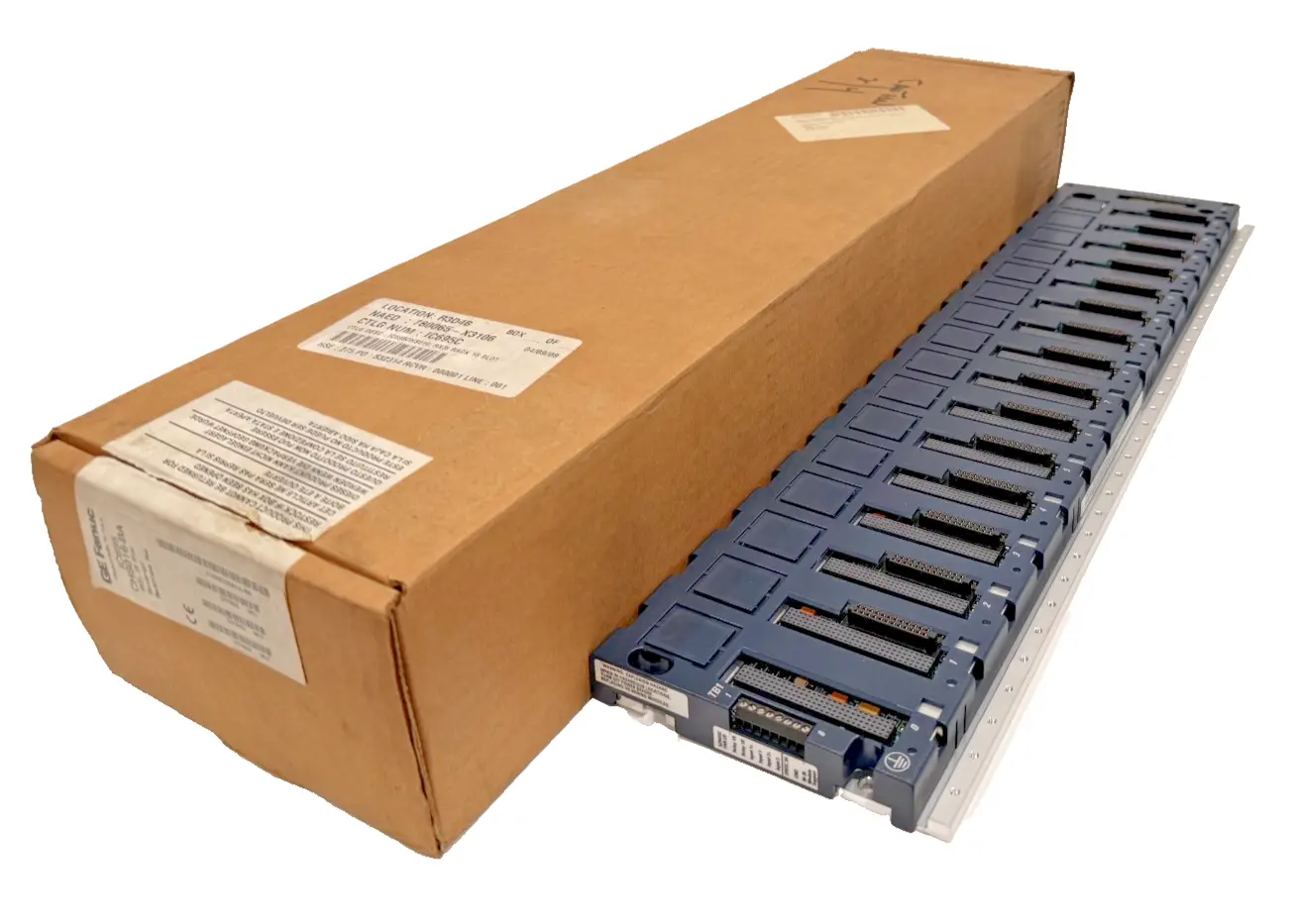 NEW GE FANUC IC695CHS016-BA