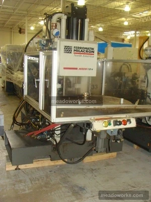 Used 2003 Cincinnati Milacron HC 70 Injection Molding Machines Illinois US | Meadoworks #1514492