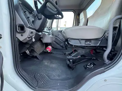 Used 2020 FREIGHTLINER M2 Carhaulers Florida US | Truck and Van Outlet #1509252