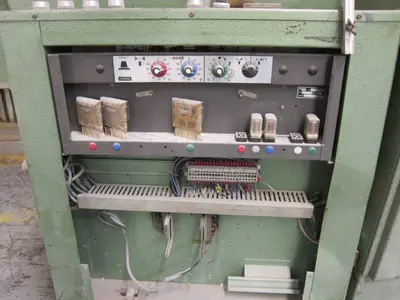 Used _UNKNOWN_ 221E/150R Injection Molding Machines Minnesota US | A&I Equipment #1317106