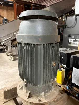 2009 WEG 03018EP3E286HPH Motors | Envoy Equipment LLC (4)