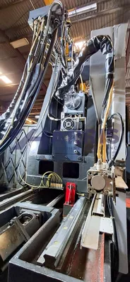 USED 2005 MAZAK VTC-250D/50