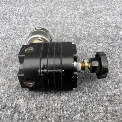 Used Watts R210-01A Air Pressure Regulators California US | Davliegogo LLC #1706417