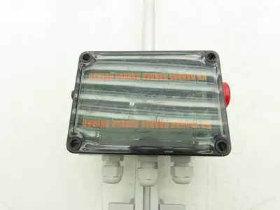 Gimatic 6755 Junction Box for Sensors 8 Inputs 24VDC with Signal Tower
