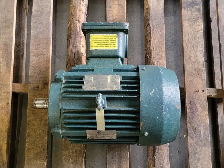 Used TOSHIBA Y754XPEC41A-P Motors (misc) British Columbia CA | Lenmark #246383