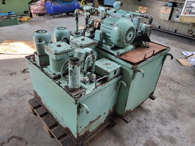 KOLOMNA Vertical Gear Hobber, good used condition
