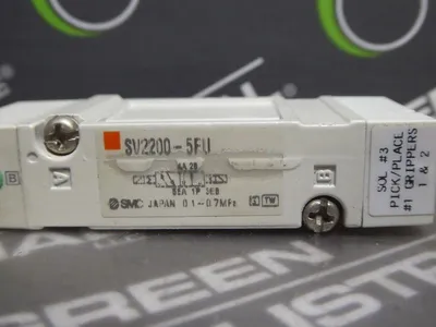 SMC SV2200-5FU Pneumatic Solenoid Valve 0.15 ~ 0.7 MPa Used