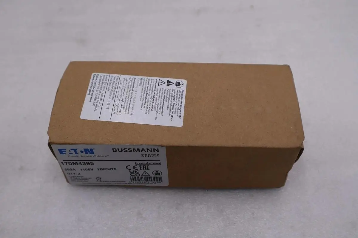 BOX OF (2) NEW Eaton BUSSMANN 170M4395 Fuse STOCK GF-50A