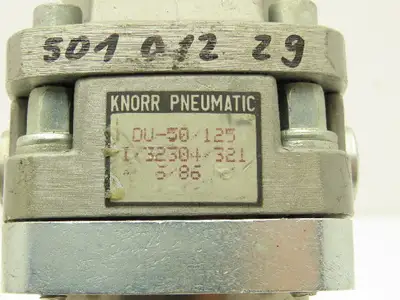 Used KNORR _UNKNOWN_ Pneumatic Cylinders | Arrow Industrial #633474