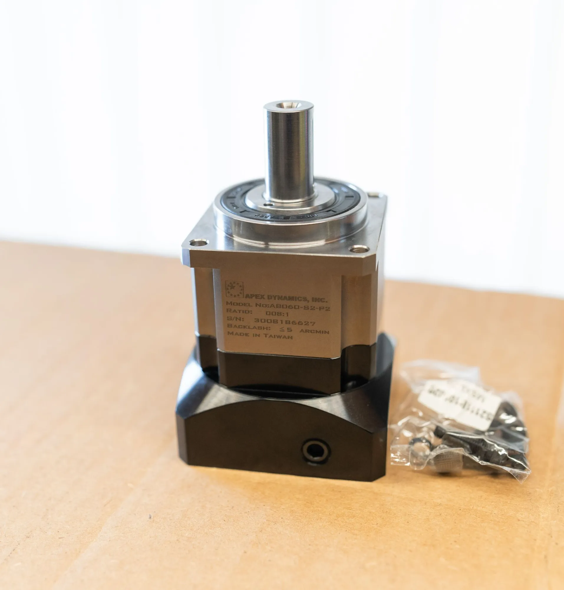 USED APEX DYNAMICS, INC AB060-82-P2