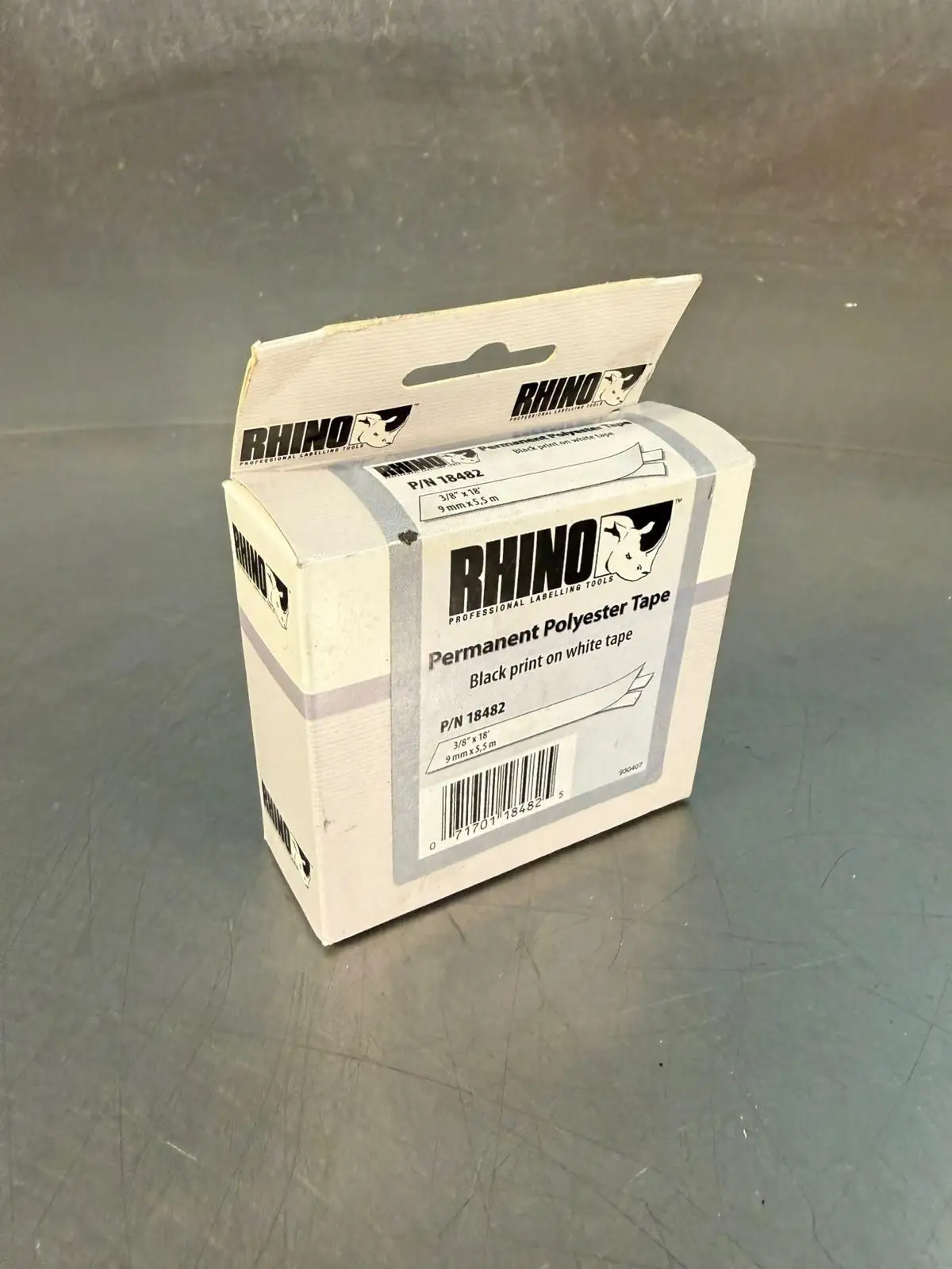 Rhino 18482 9mm x 5,5m Black on White tape Polyester (3.1.1)