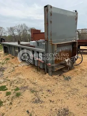 USED 2015 WASTEQUIP 5 YARD HD PRECRUSHER