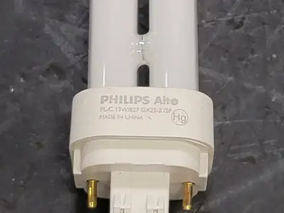 NEW PHILIPS PL-C 13W/827 GX23-2/2P