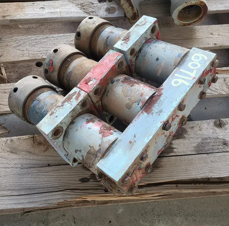 USED GARDNER DENVER FLUID END/ PLUNGERS