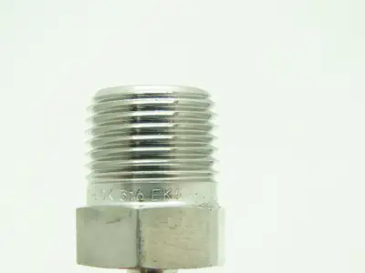 Hy-Lok Stainless Male Adapter Fitting  1/4" Tube x 3/8" NPT Pipe  LOT OF 7