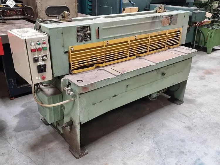 Used STANKO 1600 X 2,5 MM Sheet Metal Shears | Apt International N.V #365184