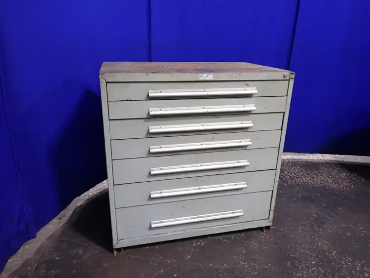 Used RACK ENGINEERING CO. _UNKNOWN_ Cabinets Ohio US | HGR 24 #1128394