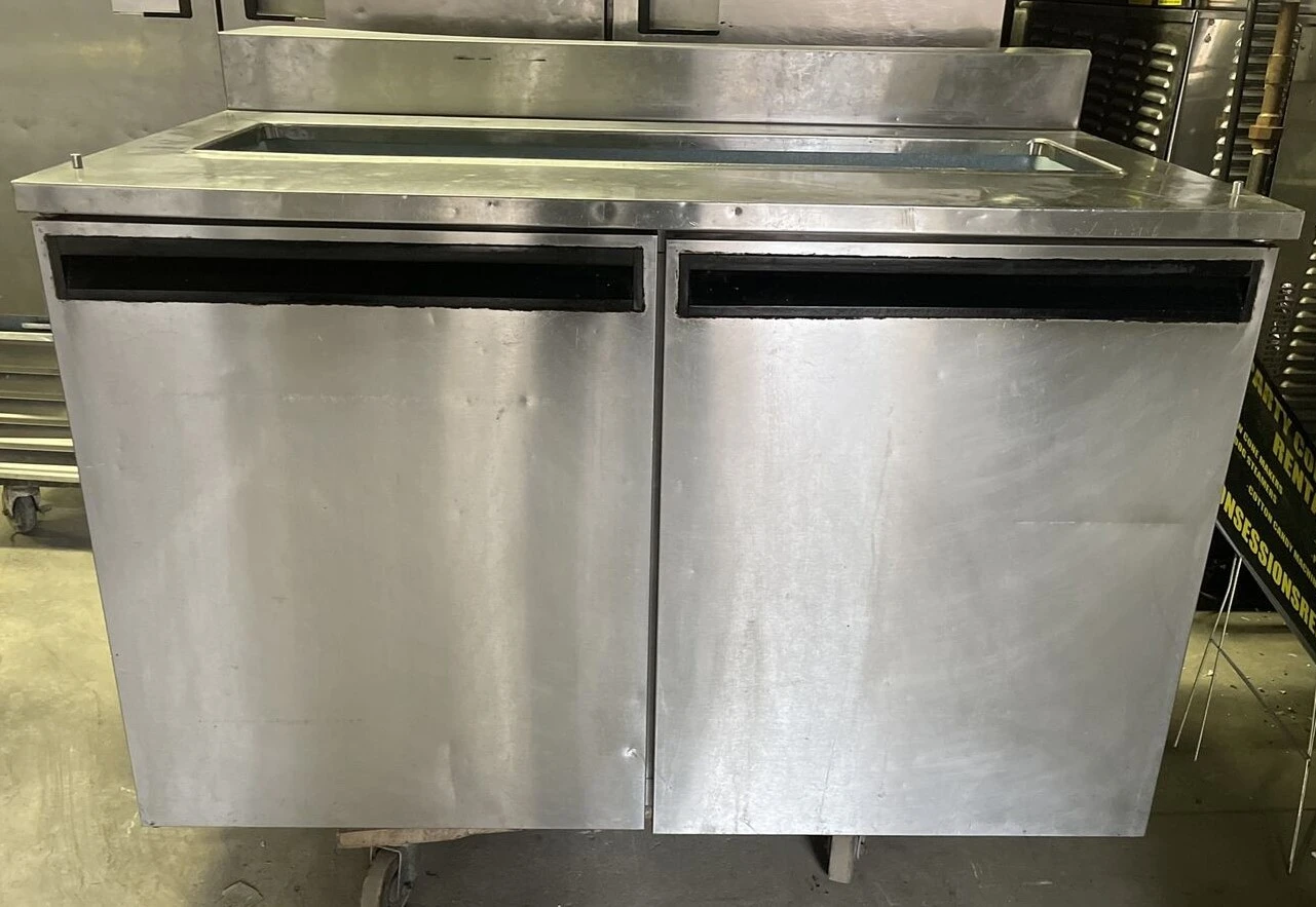 174-0092 Delfield 4048-12 48” Self Contained Pan Rail Prep Cooler
