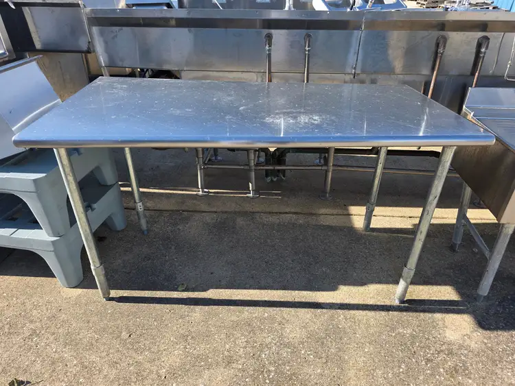 Used Falcon Restaurant Supply, Inc. Used 60" X 30" Stainless Steel Table - SS377 Food Prep Tables Illinois US | Falcon Restaurant Supply #1373764