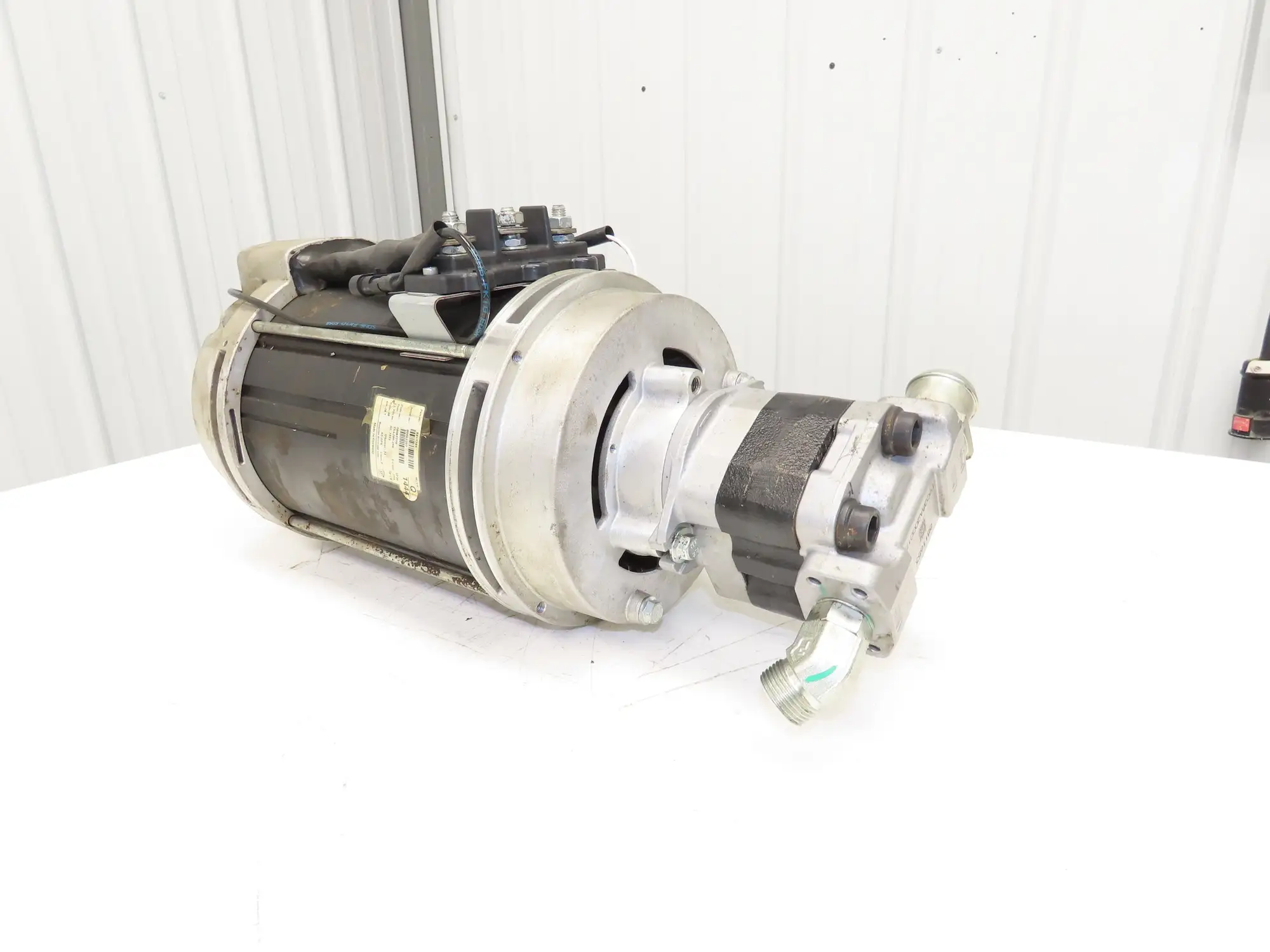Hyster 8813389 Forklift Hydraulic Motor 48V & Pump 8811653 Removed From E80XN