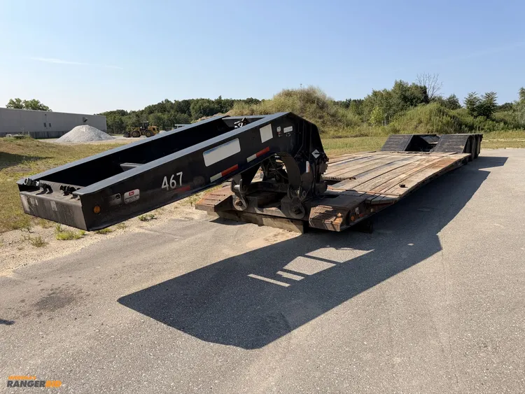 Used 2011 PITTS 50 TON DROP DECK TRI-AXLE Lowboy Trailers Michigan US | Miedema Asset Management Group #1338402
