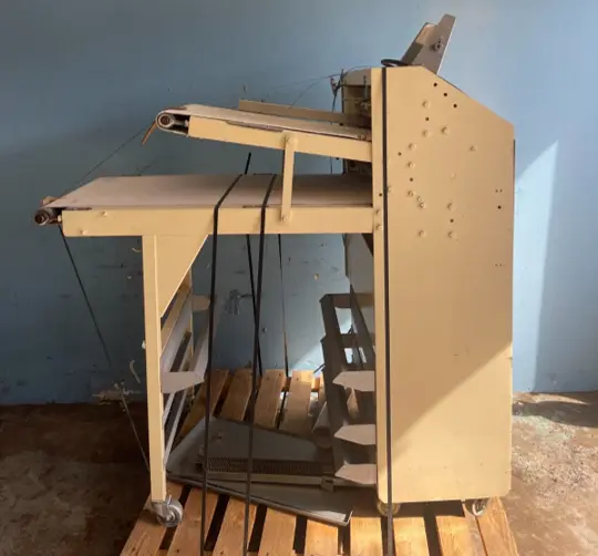 75-0508 Moline Dough Moulder Model 100