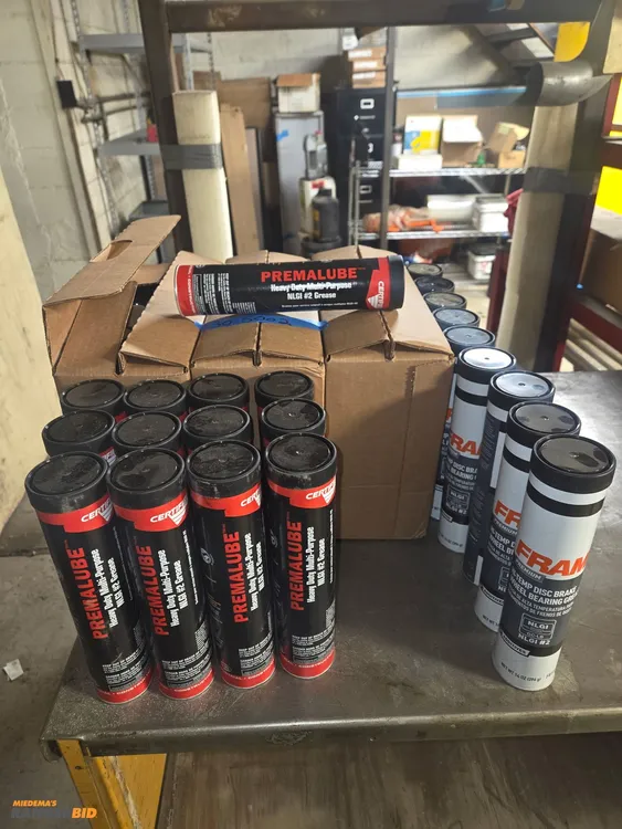 Used TUBES OF PREMALUBE AND 9 TUBES OF FRAM GREASE _UNKNOWN_ Bearing grease | Miedema Asset Management Group #797829