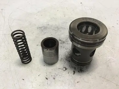 USED VICKERS 25-D10-30