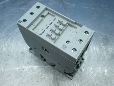 NEW ALLENBRADLEY 100E40KJ00