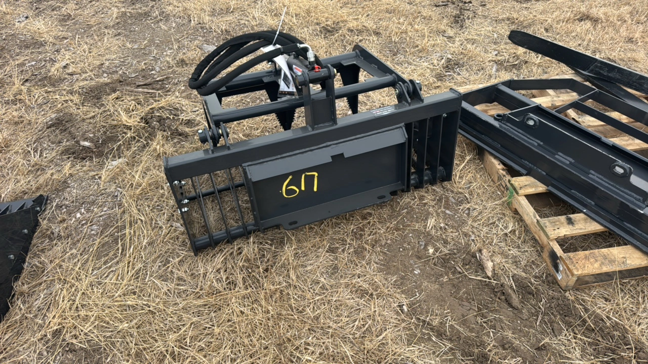 Mini Skid Steer Rock Grapple	Landhonor	2025	Unused	MRB-72-44W