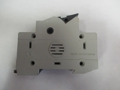 USED Allen Bradley 1492-FB1C30
