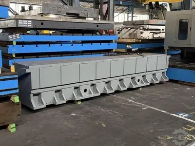 USED 2001 CORREA ANAYAK Box & Drill Tables