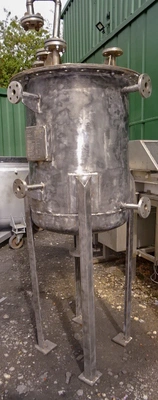 190L S/S Vert. Encl. Tank Internal Coil
