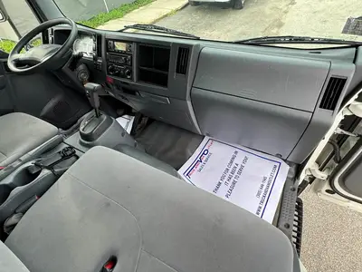 Used 2019 ISUZU NPR XD Reefer Trucks Florida US | Truck and Van Outlet #1509164