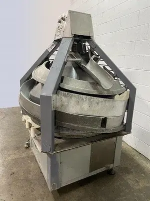 USED BENIER C05L