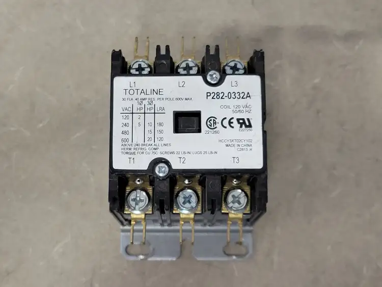 Used TOTALINE P282-0332A Switchgears British Columbia CA | Lenmark #239293